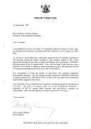 Carta da Primeira Ministra da Nova Zelândia, Jenny Shipley, endereçada ao Presidente da República Portuguesa, Dr. Jorge Sampaio, agradecendo carta com data de 4 de setembro de 1999 sobre a situação em Timor Leste e assegurando que o seu país continuará a ajudar o povo timorense, nomeadamente através da ajuda humanitária, no processo de transição para a independência.