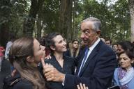 O Presidente da República Marcelo Rebelo de Sousa visita, no Parque de Serralves, a Festa do Outono, onde assiste a diversos espetáculos e atividades que decorrem neste parque do Porto, a 23 de setembro de 2017