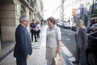 A Dra. Maria Cavaco Silva entrega o Prémio Maria José Nogueira Pinto em Responsabilidade Social, no Auditório da Fundação Montepio, em Lisboa, a 4 de julho de 2013