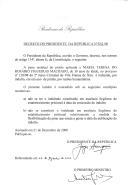 Decreto que reduz, por indulto, em um ano de prisão, por razões humanitárias, a pena residual de prisão aplicada a Maria Teresa do Rosário Figueiras Machado, de 30 anos de idade, no processo n.º 120/98 da 2.º Juízo Criminal de Vila Franca de Xira.