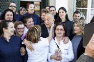 O Presidente da República Marcelo Rebelo de Sousa, visita a SAOM - Serviços de Assistência Organizações de Maria no Porto, onde entregou os diplomas do último curso de Educação e Formação de Adultos: Empregado de Mesa e Bar, a 16 de fevereiro de 2017