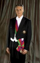 Retrato oficial do Presidente da República, Aníbal Cavaco Silva, com traje de gala e insígnias da Banda das Três Ordens