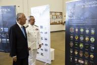 O Presidente da República e Comandante Supremo das Forças Armadas, Marcelo Rebelo de Sousa, condecora como Membro Honorário da Ordem do Infante D. Henrique a Esquadrilha de Helicópteros da Marinha, no âmbito das comemorações dos seus 25 anos, no Montijo, a 9 de outubro de 2018   