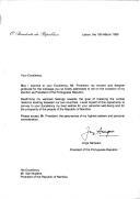 Carta do Presidente da República, Jorge Sampaio, endereçada ao Presidente da República da Namíbia, Sam Nujoma, agradecendo a gentil mensagem que lhe dirigiu por ocasião da sua eleição como Presidente da República Portuguesa e reafirmando a sua vontade em promover as relações de cordialidade existentes entre os 2 países.