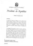 Carta do Presidente da República Popular de Angola, José Eduardo dos Santos, dirigida ao Presidente da República, Mário Soares, informando da realização de uma Cimeira, em Harare, em 22 de agosto de 1988, dos Oito Chefes de Estado que aprovaram em Luanda o Plano Interno de Paz da República Popular de Angola, na sequência da atuação da UNITA e do seu líder Jonas Savimbi, criando "uma grande confusão no seio da Comunidade Internacional (...) e do Povo Angolano em virtude de uma interpretação falsa dos Acordos de Gbadolite", e apelando ao apoio do presidente português para, junto com a Comunidade Internacional, "exigir a cessação das ingerências da África do Sul e dos EUA nos assuntos de Angola para que não se prolongue este conflito" e se concretizar o objetivo de Paz em Angola.