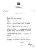 Carta do Presidente do Estado de Israel, Chaim Herzog, dirigida ao Presidente da República de Portugal, Mário Soares, despedindo-se, no final do seu segundo mandato presidencial, manifestando a sua confiança nas negociações de paz a empreender pelo seu sucessor, Ezer Weizman, e confiando que as relações entre Portugal e Israel continuem a expandir-se.