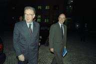 Deslocação do Presidente da República, Jorge Sampaio, à sessão solene de entrega do Prémio SECIL de Engenharia Civil 1997, a 2 de dezembro de 1997