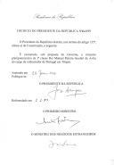 Decreto que exonera, sob proposta do Governo, o ministro plenipotenciário de 1.ª classe Rui Manuel Pereira Goulart de Ávila do cargo de Embaixador de Portugal em Tóquio [Japão].