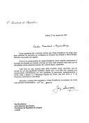 Carta do Presidente da República, Jorge Sampaio, dirigida ao Presidente da República de Angola, José Eduardo dos Santos, agradecendo e aceitando o convite para estar presente na cerimónia de investidura do Governo de Unidade e Reconciliação Nacional, assegurando que tudo fará para estar presente naquela ocasião "que se revest de um alto significado simbólico".