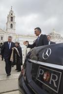 O Presidente da República e a Dra. Maria Cavaco Silva acompanham o Presidente Federal da República da Áustria e a Senhora Margit Fischer numa visita ao Palácio Nacional de Mafra, a 13 de abril de 2012