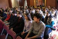 No sétimo encontro da segunda edição do Programa “Cientistas no Palácio de Belém”, a cientista Mónica Bettencourt Dias esteve presente no Palácio de Belém, onde manteve uma conversa com três turmas de alunos do Ensino Secundário. Estiveram presentes, nesta sessão, alunos do 11.º ano da Escola Secundária Gabriel Pereira em Évora e alunos do 12.º ano Escola Secundária de Resende em Resende, a 19 de fevereiro de 2019
