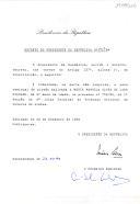 Decreto que determina que é indultada, na parte não cumprida, a pena residual de prisão aplicada a Maria Manuela Alves de Lara Everard, no processo nº 779/85 da 1ª Secção da 4º Juízo Criminal do Tribunal da Comarca de Lisboa. 