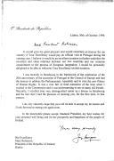 Carta do Presidente da República, Jorge Sampaio, dirigida à Presidente da República da Irlanda, Mary Robinson, convidando-a a visitar oficialmente Portugal ao longo do ano de 1997.