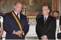 O Presidente da República, Jorge Sampaio, condecora e oferece um jantar ao Príncipe Aga Khan, a 10 de julho de 1998