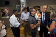 O Presidente da República, Marcelo Rebelo de Sousa, reúne-se, na Chancelaria da Embaixada de Portugal, com a Comunidade Portuguesa de São Tomé e Príncipe, a 21 de fevereiro de 2018.