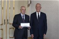 O Presidente Marcelo Rebelo de Sousa condecora, em cerimónia no Palácio de Belém, a Confederação do Comércio e Serviços de Portugal (CCP), com as insígnias de Membro Honorário da Ordem do Mérito Empresarial (Classe do Mérito Comercial), e a Confederação do Turismo de Portugal (CTP), com as insígnias de Membro Honorário da Ordem do Mérito Empresarial (Classe do Mérito Industrial)