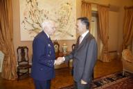O Presidente da República, Aníbal Cavaco Silva, recebe em audiência o Chefe do Estado-Maior General das Forças Armadas, General Luís Evangelista Esteves Araújo), a 7 de março de 2012