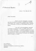 Carta do Presidente da República, Ramalho Eanes, dirigida ao Presidente da República Socialista da Roménia, Nicolae Ceausescu, em resposta à mensagem que lhe foi dirigida "a propósito das questões relacionadas com a reunião da Conferência sobre a Segurança e a Cooperação na Europa" em Madrid, assegurando o empenho de Portugal "na obtenção de progressos reais no caminho aberto pelo Acto Final de Helsínquia" e assinalando algumas das dificuldades na obtenção de um acordo, nomeadamente no que se refere ao desarmamento.