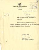 Ofício n.º 15 do Protocolo do Ministério dos Negócios Estrangeiros, dirigido ao Secretário da Presidência da República, remetendo diploma e estatutos da Ordem do Santo Sepulcro com que foi condecorado o Presidente da República.
