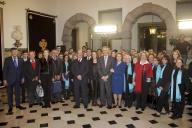 O Presidente da República, Aníbal Cavaco Silva, recebe no Palácio de Belém, o Rancho Filarmónico da Associação Portuguesa de Pais e Amigos do Cidadão Deficiente Mental, de Castelo Branco, o Grupo Coral Espranjar, de Fermentelos, Águeda, o Grupo de Cantares “As Nossas Raízes”, da Associação de Apoio aos Deficientes Visuais do Distrito de Braga, de Póvoa de Lanhoso, e o Grupo de Danças e Cantares do Centro Social Cultural e Recreativo de Montes da Senhora, de Proença-a-Nova, que cantaram as tradicionais “Janeiras”, a 6 de janeiro de 2016