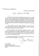 Carta do Presidente da República, Jorge Sampaio, dirigida ao Presidente da República de Moçambique, Joaquim Alberto Chissano, agradecendo "a magnífica hospitalidade" por ocasião da sua estadia em Moçambique para participar na Cimeira da CPLP e manifestando o seu apreço pessoal pela " longa conversa no Palácio da Ponta Vermelha" entre os dois.