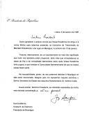 Carta do Presidente da República, Jorge Sampaio, dirigida à Presidente da República da Nicarágua, Violeta B. de Chamorro, agradecendo convite para estar presente na cerimónia de tomada de posse do novo presidente daquele país e nomeando para o representar, na impossibilidade de se deslocar naquela ocasião à Nicarágua, o Secretário de Estado dos Assuntos Parlamentares, Dr. António Costa.