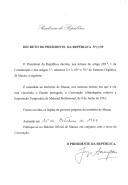 Decreto que estende ao território de Macau a Convenção Alfandegária relativa à Importação Temporária de Material Profissional, de 8 de junho de 1961.