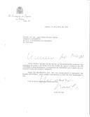Carta do Embaixador de Espanha em Lisboa, Raúl Morodo, endereçada ao Assessor Diplomático do Presidente da República, Dr. José Filipe Morais Cabral, remetendo os documentos de receção das insígnias do Colar e da Gran Cruz da Ordem de Isabel a Católica atribuídas ao Presidente da República [e esposa] por ocasião da Visita de Estado a Espanha, para assinatura e devolução à Casa Real Espanhola.
