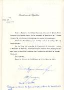 Decreto de nomeação do Contra-Almirante Américo de Deus Rodrigues Thomaz, Ministro da Marinha, para o exercício interino das funções de Ministro da Defesa Nacional, na ausência do Ministro Fernando dos Santos, em visita oficial às Províncias Ultramarinas de Angola e Moçambique. 