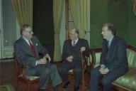 O Presidente da República, Jorge Sampaio, oferece um jantar em honra do Prof. Lucien Pye, a 28 de janeiro de 1999