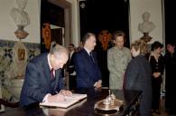 O Presidente da República, Jorge Sampaio, recebe o Presidente da República Italiana, Carlo Azeglio Ciampi e Senhora, no Palácio de Belém, a 4 de dezembro de 2001