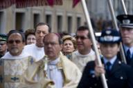 Maria Cavaco Silva participa na procissão de Nossa Senhora da Saúde, festividade religiosa com grandes tradições em Lisboa, a 09 de maio de 2008