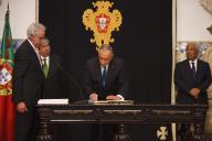 O Presidente da República Marcelo Rebelo de Sousa confere posse, em cerimónia realizada no Palácio de Belém, ao novo Ministro da Cultura, Embaixador Luís Filipe Carrilho de Castro Mendes, ao novo Secretário de Estado da Cultura, Miguel Honrado e ao novo Secretário de Estado da Juventude e do Desporto, João Paulo de Loureiro Rebelo, a 14 abril 2016