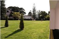 Fotografias da inauguração da escultura "Manguito", de Carlos Oliveira, nos jardins do Palácio de Belém), a 4 de abril de 2023