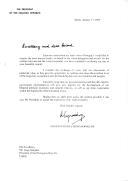 Carta do Presidente da República Helénica, Constantinos Stephanopoulos, dirigida ao Presidente da República Portuguesa, Jorge Sampaio, agradecendo a calorosa receção e a hospitalidade durante a sua estadia e da sua comitiva por ocasião de visita a Portugal