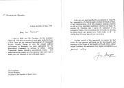 Carta do Presidente da República, Jorge Sampaio, dirigida ao Presidente da República da África do Sul, Nelson Mandela, agradecendo chamada telefónica sobre as questões relativas a Timor-Leste, o seu apoio expresso aos esforços para a libertação incondicional de Xanana Gusmão pela Indonésia e ainda a sua referência à recém-inaugurada Expo 98, convidando-o a visitá-la.