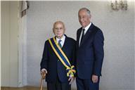 O Presidente Marcelo Rebelo de Sousa condecora, em cerimónia no Palácio de Belém, o pintor e ceramista Manuel Cargaleiro, com as insígnias da Grã-Cruz da Ordem de Camões, a 16 de fevereiro de 2023