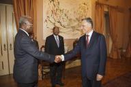 O Presidente da República, Aníbal Cavaco Silva, recebeu em audiência o Presidente Interino e o Primeiro Ministro da Guiné-Bissau, respetivamente, Raimundo Pereira e Carlos Gomes, a 16 de maio de 2012