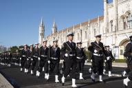 No início da Visita de Estado que está a realizar a Portugal, o Presidente da República Checa Miloš Zeman, é recebido na Praça do Império - Mosteiro dos Jerónimos, pelo Presidente Marcelo Rebelo de Sousa, onde, numa cerimónia de boas-vindas, sáo prestadas Honras Militares, com a execução dos Hinos Nacionais Checo e Português, salva de 21 tiros e desfile da Guarda de Honra, a 14 dezembro 2016