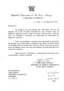 Carta do Presidente da República Democrática de São Tomé e Príncipe, Miguel Anjos Trovoada, endereçada ao Presidente da República Portuguesa, Jorge Sampaio, convidando-o a estar presente na cerimónia de Investidura do Presidente da República reeleito, no dia 3 de setembro de 1996.