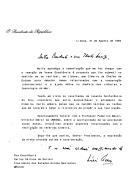 Carta do Presidente da República, Mário Soares, dirigida ao Presidente da República dos Estados Unidos Mexicanos, Carlos Salinas de Gortari, agradecendo a sua resposta sobre proposta de cimeira de Chefes de Estado a realizar em Lisboa para debater temas relacionados com a cooperação internacional no domínio das ciências e tecnologia do Mar e propondo o seu adiamento.