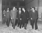 O Presidente da República, Ramalho Eanes, iniciando a sua visita ao Complexo Industrial do Barreiro através das instalações da Fábrica de Fibra de Vidro.