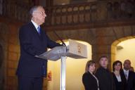 O Presidente da República Marcelo Rebelo de Sousa recebe, no antigo edifício do Museu dos Coches, os “Portugueses de Valor 2016”, uma iniciativa da LusoPress, que visa premiar anualmente 10 portugueses espalhados pelo mundo e que levam o nome de Portugal mais longe, no campo artístico, empresarial, associativo e solidário, a 9 maio 2016