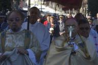 A Dra. Maria Cavaco Silva participa na Procissão de Nossa Senhora da Saúde, em Lisboa, a 5 de maio de 2013