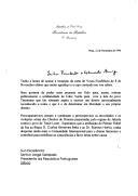 Carta do Presidente da República de Cabo Verde, António Mascarenhas Monteiro, dirigida ao Presidente da República Portuguesa, Jorge Sampaio, exprimindo o seu agradecimento por carta que lhe foi endereçada pelo chefe de Estado português e lamentando não poder estar presente, em Oslo, na cerimónia de atribuição do Prémio Nobel da Paz ao Bispo D.Carlos Ximenes Belo e ao Dr. Ramos Horta "para assim reiterar publicamente a solidariedade de Cabo Verde para com a luta do povo Timorense".