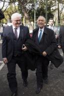 Visita oficial a Portugal do Presidente da República Federal da Alemanha, Frank-Walter Steinmeier. O Presidente Marcelo Rebelo de Sousa acompanha o Presidente da República Federal da Alemanha, Frank-Walter Steinmeier, num passeio de elétrico da Basílica da Estrela até à Praça da Figueira, passando por alguns dos bairros históricos de Lisboa, a 1 de março de 2018.