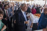 Acompanhado pelo Presidente da Câmara Municipal, José Carlos Alexandrino, o Presidente da República Marcelo Rebelo de Sousa visita, em Oliveira do Hospital, a Festa do Queijo da Serra da Estrela, percorrendo o espaço expositivo da Festa e estando presente nos inúmeros “stands” desta Festa, a 16 de março de 2019