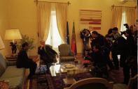 O Presidente da República, Jorge Sampaio, recebe o Presidente do CNRT, Comandante Xanana Gusmão, a quem oferece um almoço no Palácio Nacional de Belém a 23 de março de 2000