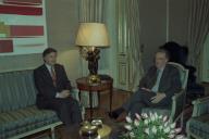 Audiência concedida pelo Presidente a República, Jorge Sampaio, ao Embaixador de Portugal em Bruxelas, João da Rocha Páris, a 4 de janeiro de 1999