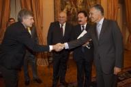 O Presidente da República, Aníbal Cavaco Silva, recebe em audiência a Direção da Associação Nacional de Municípios Portugueses, a 2 de novembro de 2011